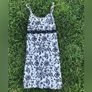 Vintage no boundaries floral summer dress